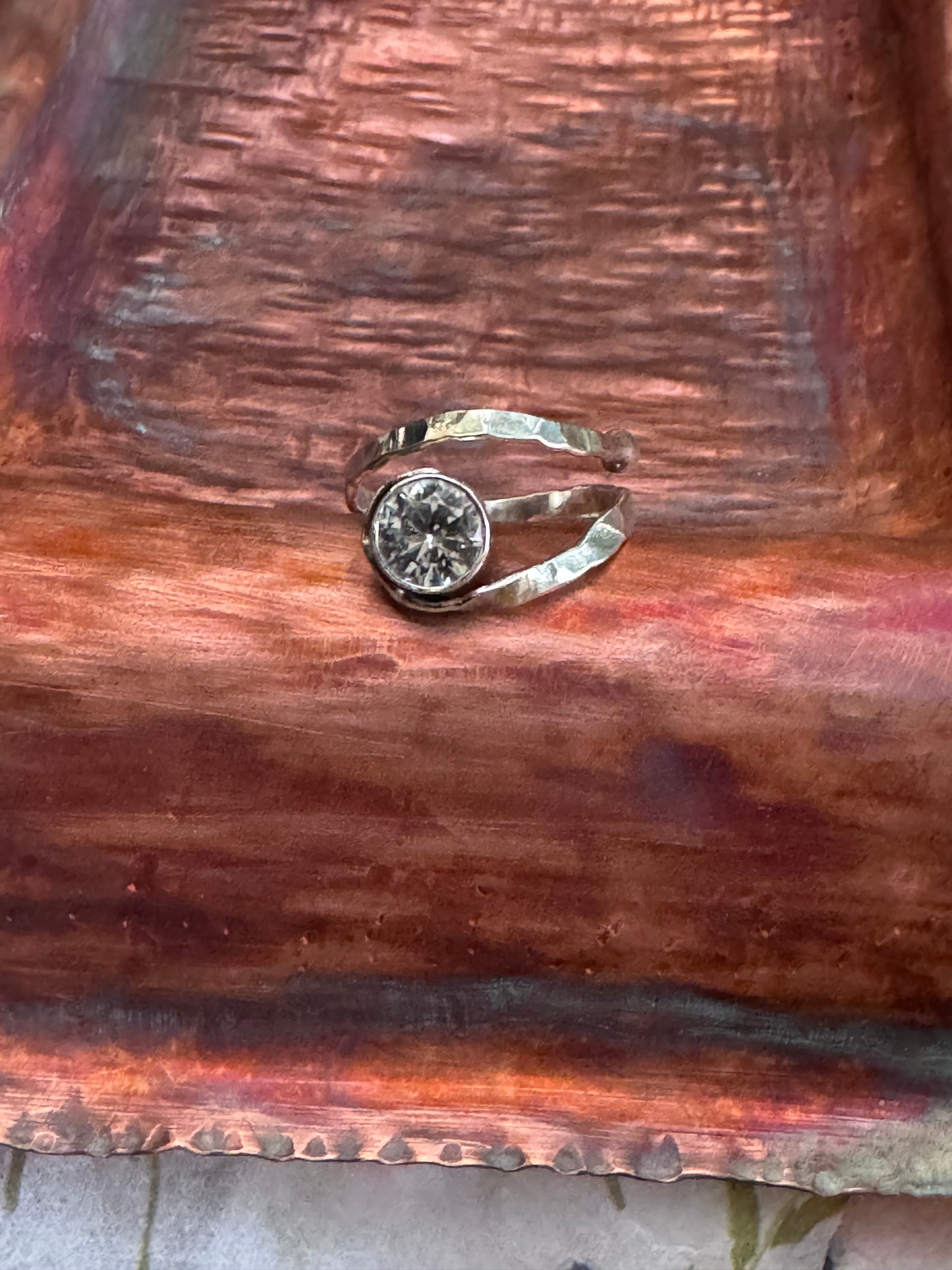 Sterling Silver White Sapphire hammered semi-adjustable Ring 6