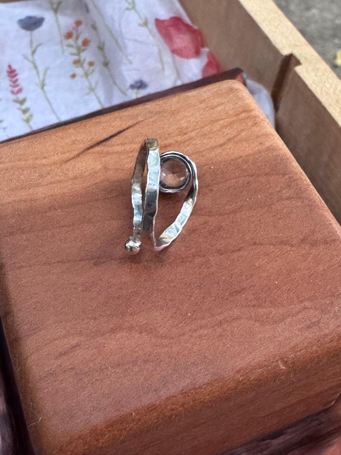 Sterling Silver White Sapphire hammered semi-adjustable Ring 6